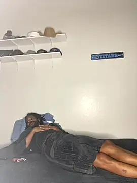 Snapshot of bigdinca chatting on October 17, 2025, 6:10 pm bigdinca online show from October 17, 2025, 6:10 pm