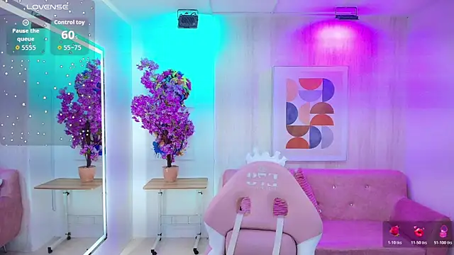 Gabby evanns online show from October 24, 2025, 12:01 pm