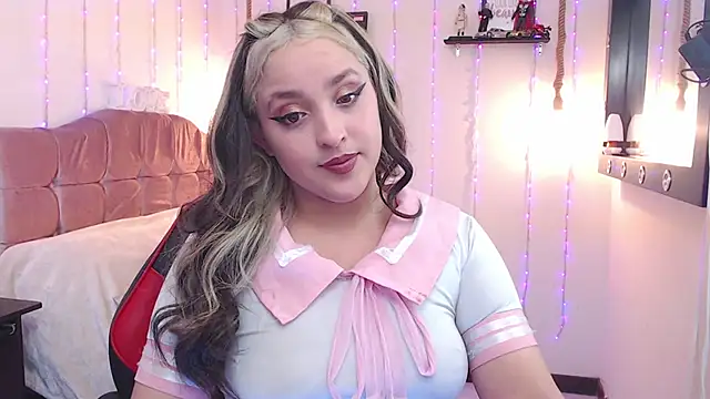 sapphire lilac online show from December 7, 2024, 6:54 am