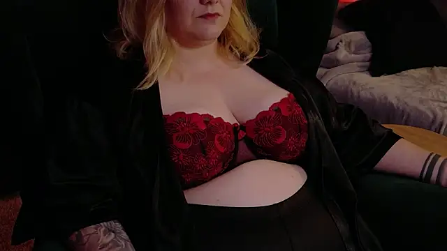 GoddessSade online show from October 20, 2025, 8:42 pm