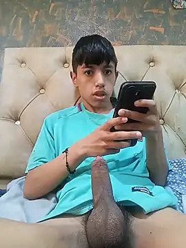 Snapshot of danuel23 chatting on May 14, 2026, 3:19 pm danuel23 online show from May 14, 2026, 3:19 pm