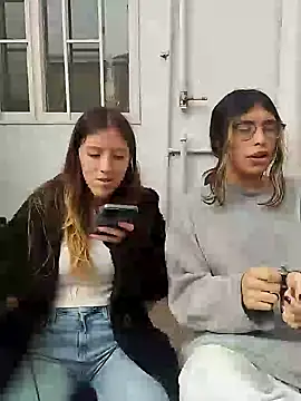 BRIAR AND BLAIR online show from January 10, 2025, 1:52 pm