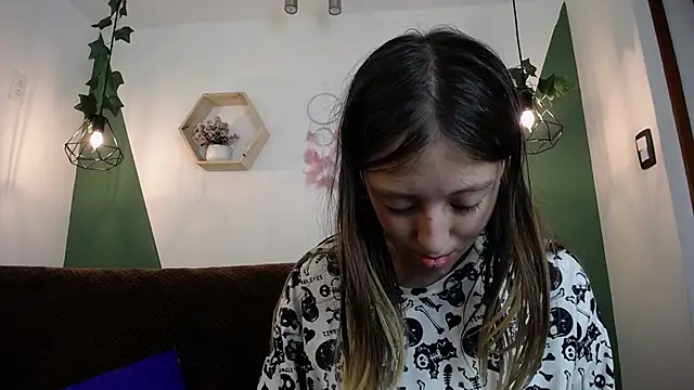 BRIAR AND BLAIR online show from February 13, 2025, 2:09 pm