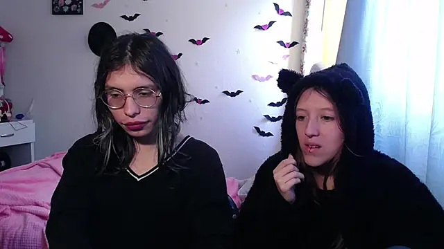 BRIAR AND BLAIR online show from October 8, 2025, 4:15 pm