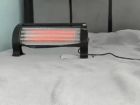 Snapshot of BusraYilmazz chatting on March 4, 2026, 7:25 am BusraYilmazz online show from March 4, 2026, 7:25 am