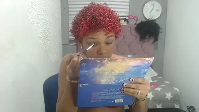 vainillaplaypussy online show from January 28, 2025, 3:47 am