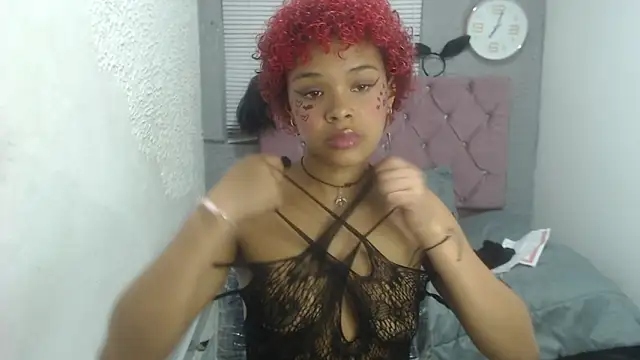vainillaplaypussy online show from February 13, 2025, 6:48 pm