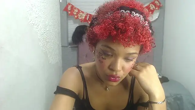 vainillaplaypussy online show from February 13, 2025, 9:49 pm