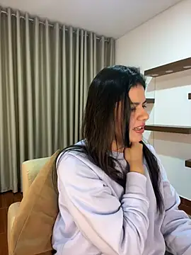 Snapshot of Alice_Biel chatting on January 30, 2025, 11:11 am Alice Biel online show from January 30, 2025, 11:11 am