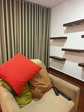 Snapshot of Alice_Biel chatting on February 28, 2025, 1:05 am Alice Biel online show from February 28, 2025, 1:05 am