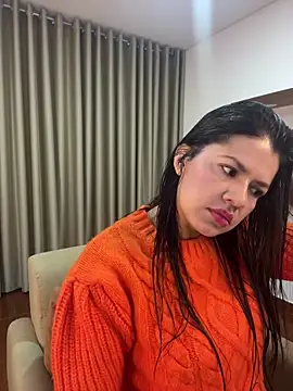 Snapshot of Alice_Biel chatting on March 10, 2025, 11:10 am Alice Biel online show from March 10, 2025, 11:10 am