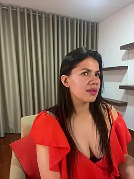 Snapshot of Alice_Biel chatting on March 15, 2025, 12:15 am Alice Biel online show from March 15, 2025, 12:15 am