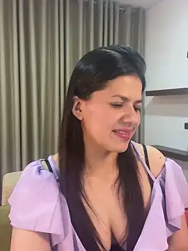 Snapshot of Alice_Biel chatting on March 22, 2025, 1:54 am Alice Biel online show from March 22, 2025, 1:54 am