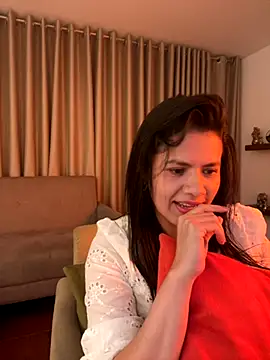 Snapshot of Alice_Biel chatting on October 30, 2025, 3:08 am Alice Biel online show from October 30, 2025, 3:08 am