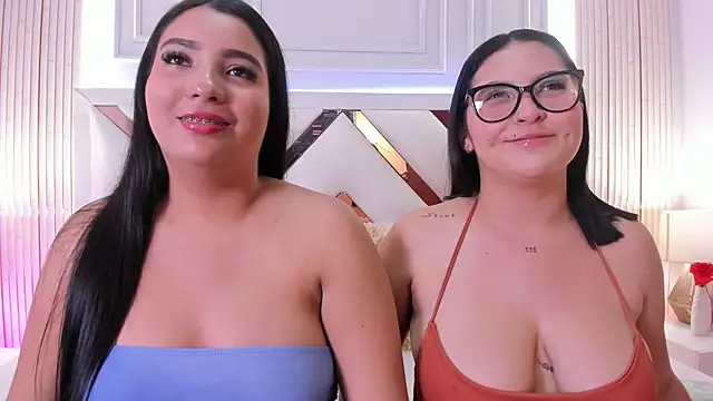 madeleine2112 online show from March 17, 2026, 4:39 am