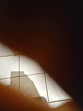 Snapshot of Warumnicht1980 chatting on November 6, 2025, 6:20 pm Warumnicht1980 online show from November 6, 2025, 6:20 pm