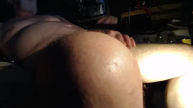 Snapshot of DREAMZ420 chatting on November 15, 2025, 9:11 pm DREAMZ420 online show from November 15, 2025, 9:11 pm