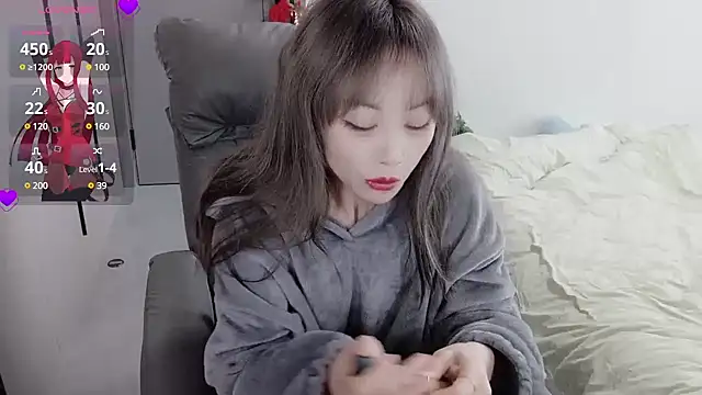 Xiaoyu-G online show from February 6, 2025, 8:07 am