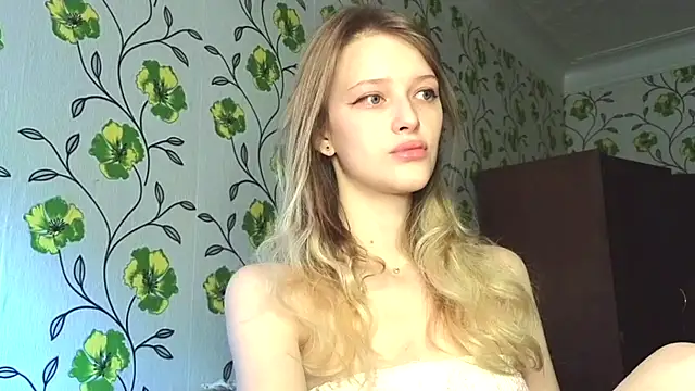 Evvie Summn1 online show from June 14, 2026, 7:21 am