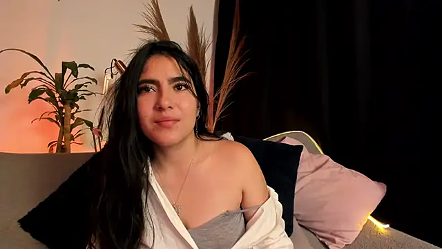 Serenity Day online show from February 12, 2026, 1:33 am