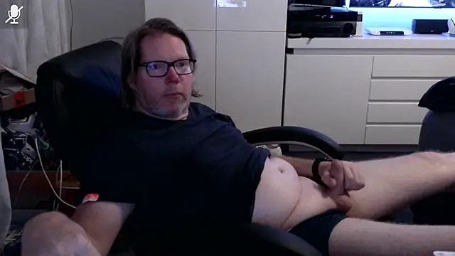 Snapshot of VSteph chatting on September 20, 2025, 9:05 pm VSteph online show from September 20, 2025, 9:05 pm