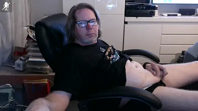 VSteph online show from March 8, 2026, 12:41 am