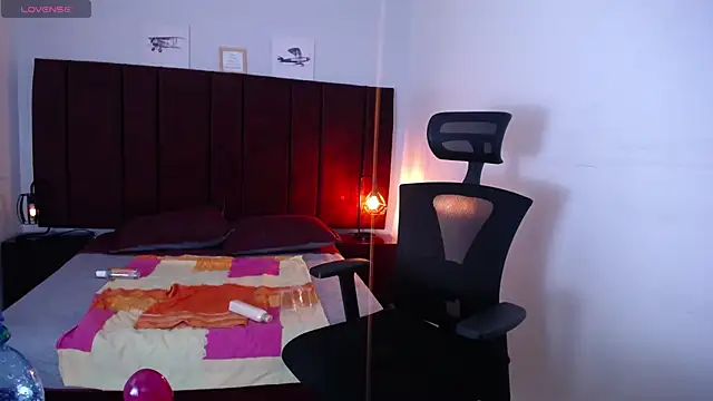 Zuzana21 online show from March 1, 2025, 4:11 pm