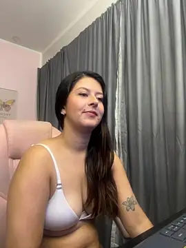 Snapshot of liss_black chatting on October 31, 2025, 3:51 am liss black online show from October 31, 2025, 3:51 am