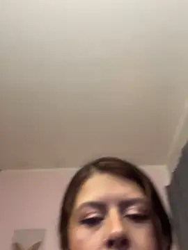 liss black online show from November 15, 2025, 3:26 am