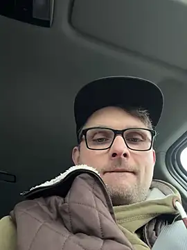 Snapshot of Perry_devot chatting on February 5, 2025, 3:42 pm Perry devot online show from February 5, 2025, 3:42 pm