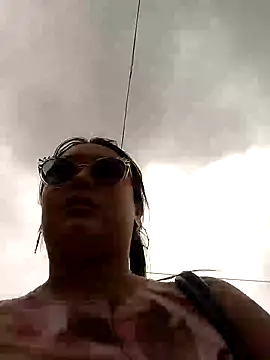 ambar 07 online show from February 7, 2025, 6:34 pm