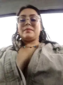 ambar 07 online show from February 24, 2025, 9:52 pm