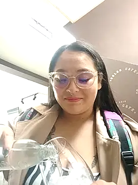 ambar 07 online show from March 1, 2025, 3:27 pm