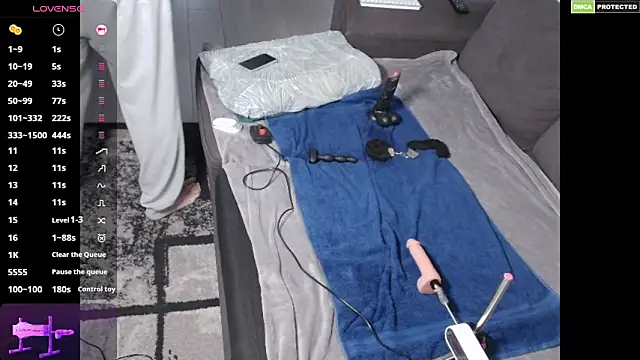 Arnaudvibre online show from November 17, 2025, 8:09 am