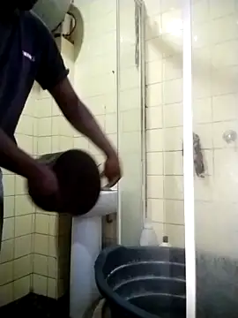 Polygamist online show from November 5, 2025, 4:56 am