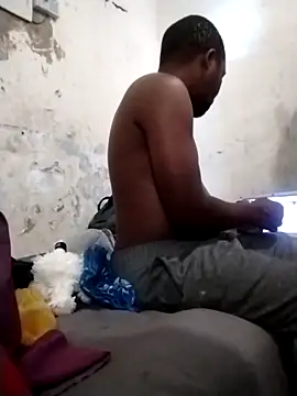 Polygamist online show from February 10, 2026, 5:11 am