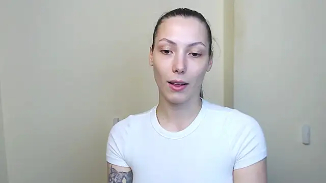 VanessaMay  online show from May 7, 2026, 4:45 pm