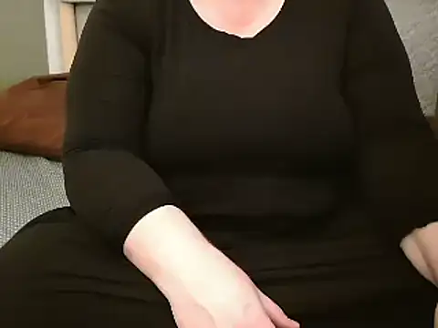 Snapshot of MarthaBriest chatting on January 10, 2025, 8:29 am MarthaBriest online show from January 10, 2025, 8:29 am
