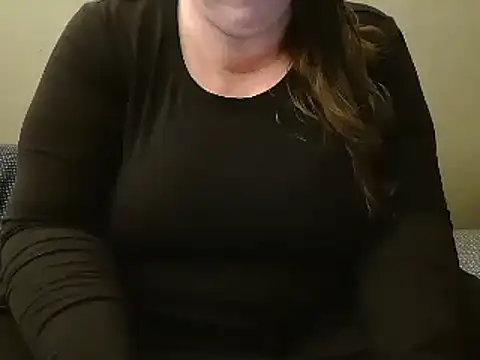 Snapshot of MarthaBriest chatting on January 11, 2025, 5:52 am MarthaBriest online show from January 11, 2025, 5:52 am