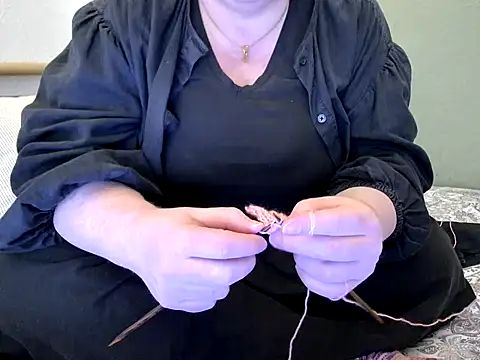 MarthaBriest online show from May 6, 2026, 3:06 pm