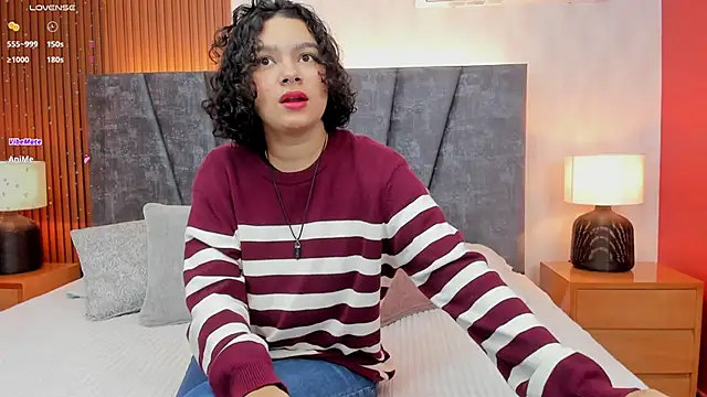 pretty sunlight  online show from January 25, 2025, 1:43 am