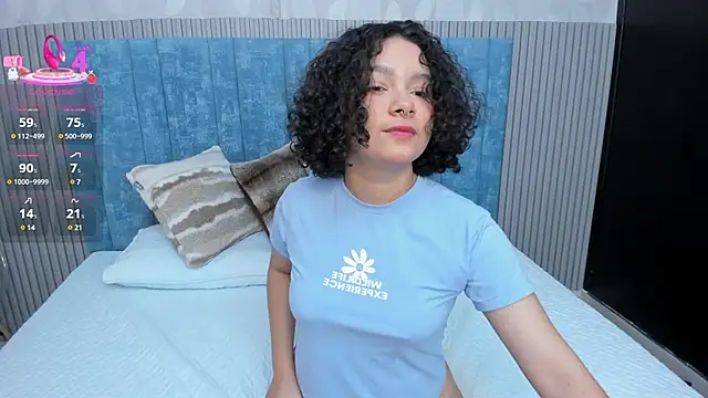 Snapshot of pretty_sunlight_ chatting on March 11, 2025, 2:10 am pretty sunlight online show from March 11, 2025, 2:10 am