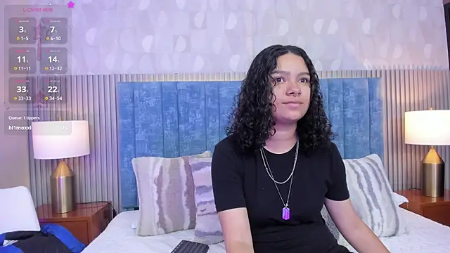 Snapshot of pretty_sunlight_ chatting on November 20, 2025, 1:28 am pretty sunlight online show from November 20, 2025, 1:28 am