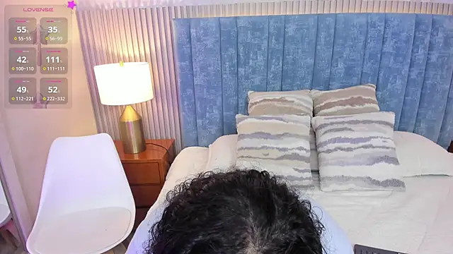 Snapshot of pretty_sunlight_ chatting on November 26, 2025, 1:39 am pretty sunlight online show from November 26, 2025, 1:39 am