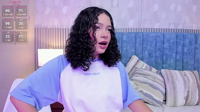 Snapshot of pretty_sunlight_ chatting on December 18, 2025, 2:06 am pretty sunlight online show from December 18, 2025, 2:06 am