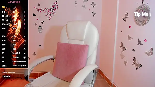 Snapshot of melody_starr chatting on October 19, 2025, 7:58 pm melody starr online show from October 19, 2025, 7:58 pm