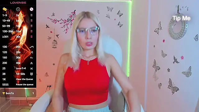 Snapshot of melody_starr chatting on November 5, 2025, 9:48 pm melody starr online show from November 5, 2025, 9:48 pm