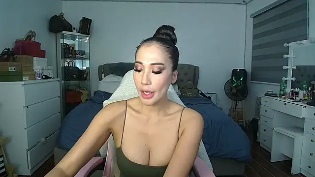 Snapshot of aya_saki chatting on November 7, 2025, 9:53 am aya saki online show from November 7, 2025, 9:53 am