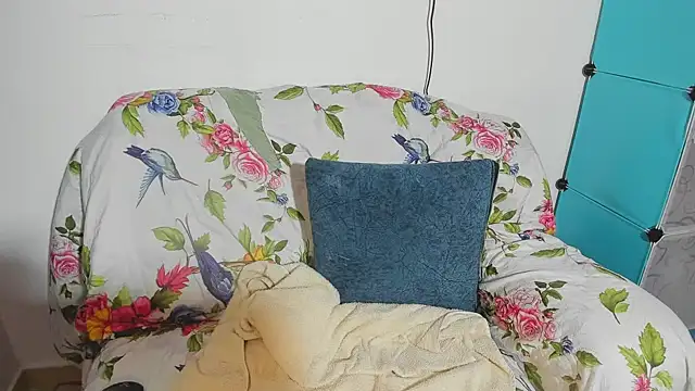 madisson smalltits online show from March 4, 2026, 8:26 pm