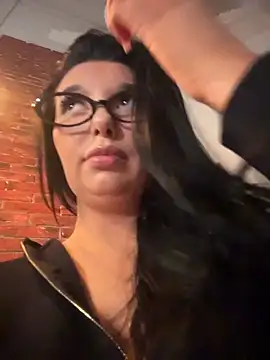 Tisha Busty online show from April 30, 2026, 12:33 pm